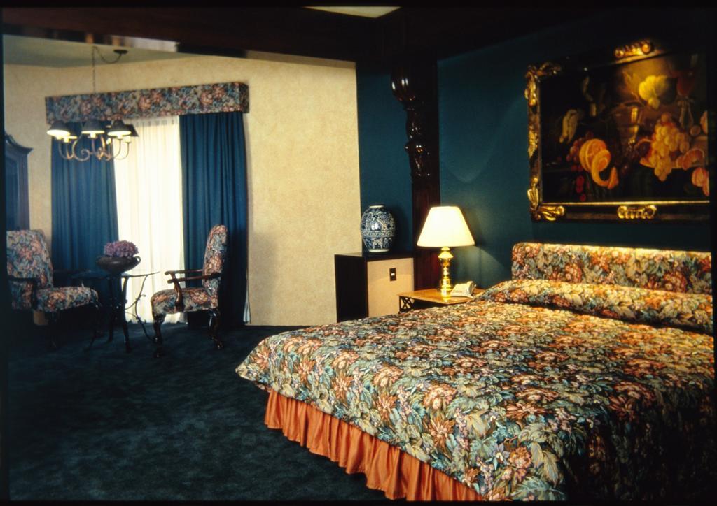 Hilton San Luis Potosi Hotel Room photo