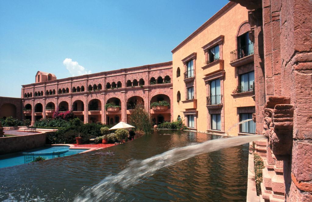 Hilton San Luis Potosi Hotel Exterior photo